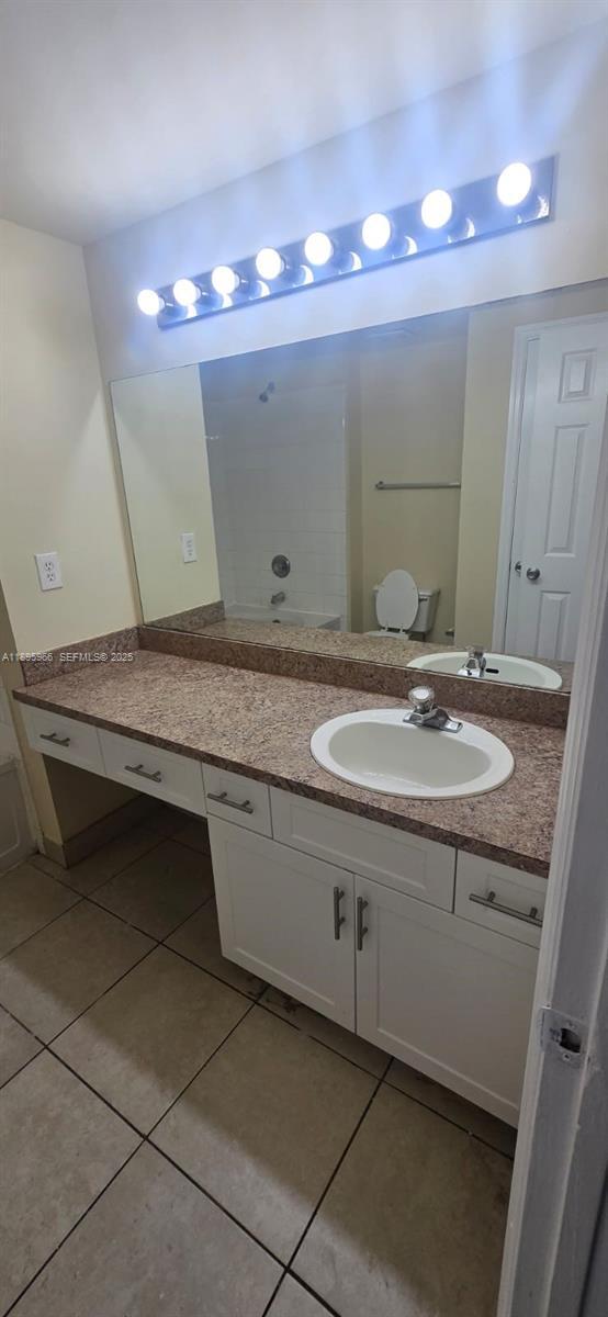 Building Photo - 230 SW 117th Terrace