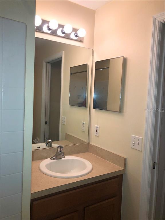 Building Photo - 3082 Barbados Ln