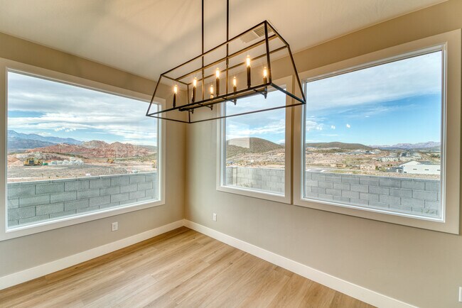 Building Photo - 362 Firerock Way