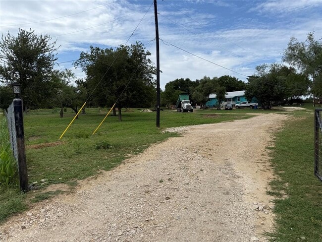 Building Photo - 968 Red Town Rd