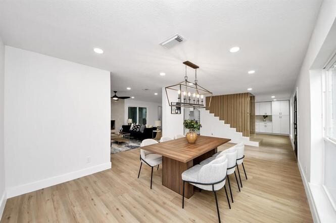 Building Photo - 5614 Oakhaven Ln