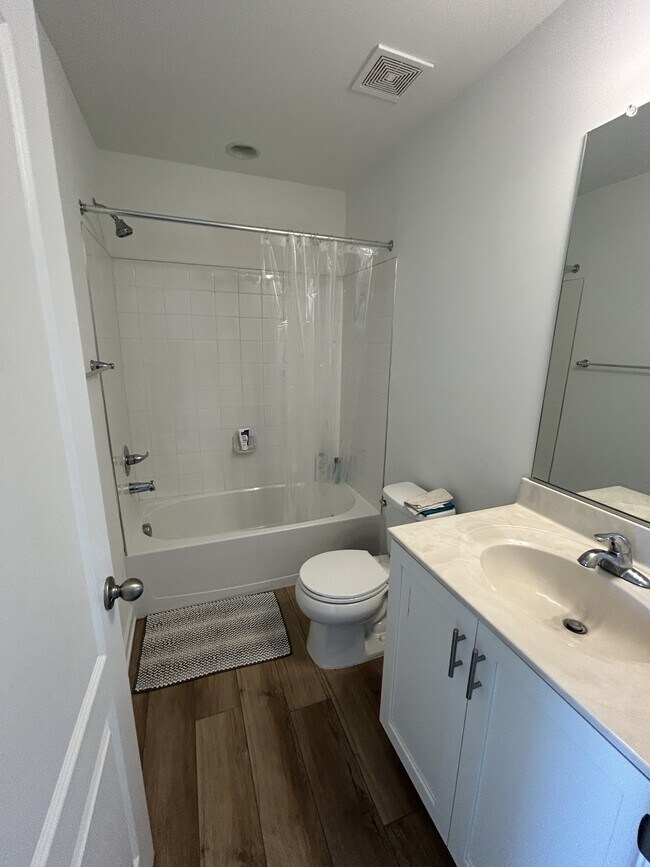 Building Photo - 64 Balsam Ct