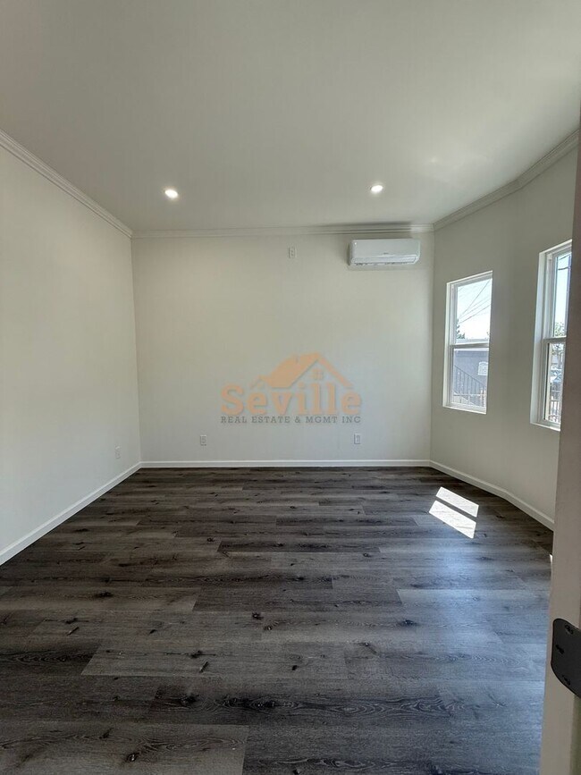 Building Photo - 356 Peralta St