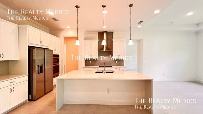 Building Photo - 1440 Nandina Cir