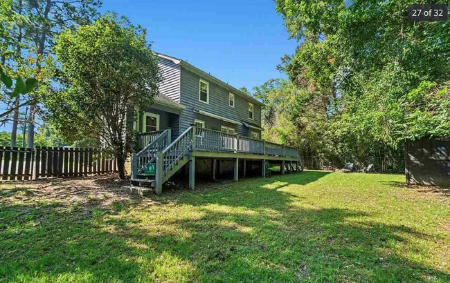 Backyard and porch - 1515 Tanglewood Cir