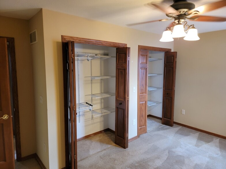 Building Photo - 8217 Leisure Ln