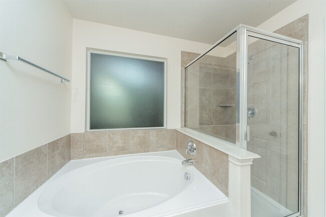 Building Photo - 3418 Lily Ranch Dr