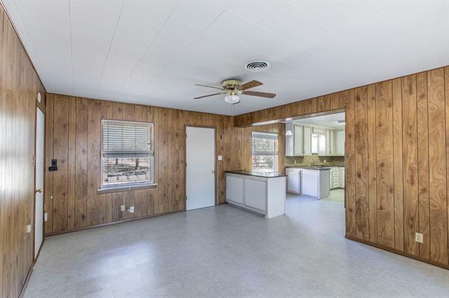 Building Photo - 4305 Cummings Dr