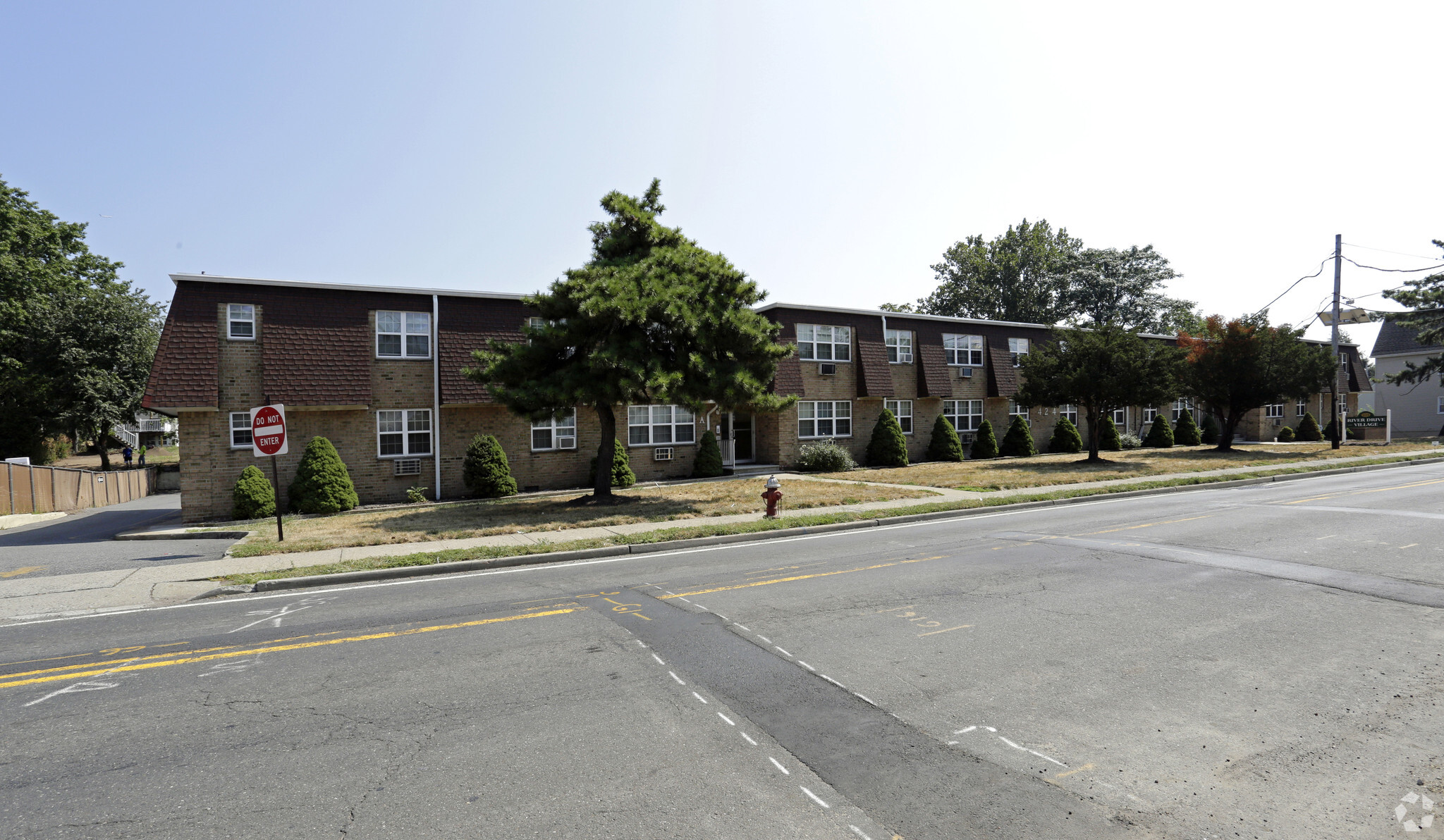 Building Photo - River Drive Village Apartments