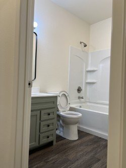 Building Photo - 3606 Lily St