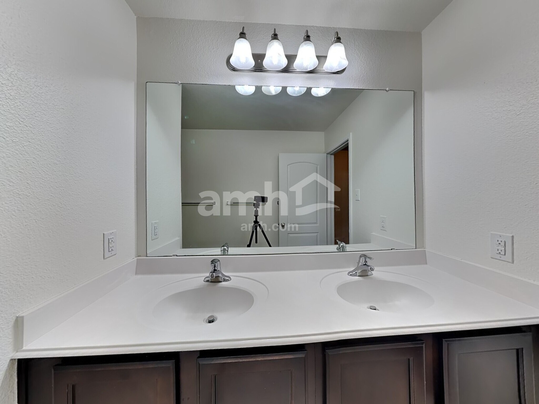 Building Photo - 4705 Merchant Trail