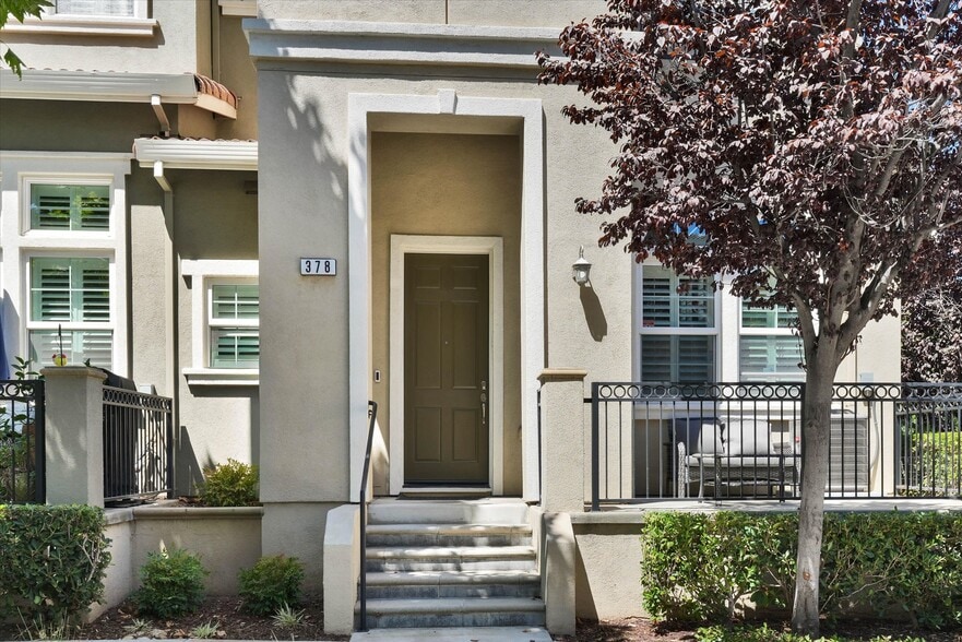 Building Photo - 378 Olive Hill Dr