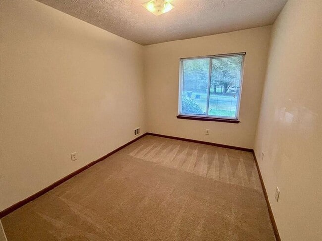 Building Photo - 358 Bradley Woods Ct NW