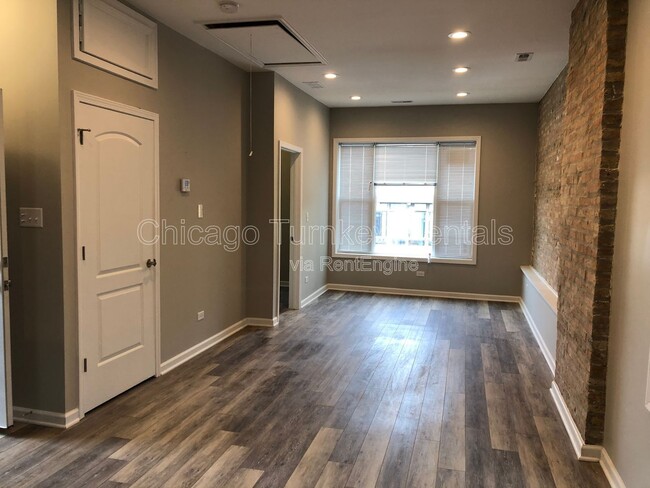 Building Photo - 2951 W 25th St