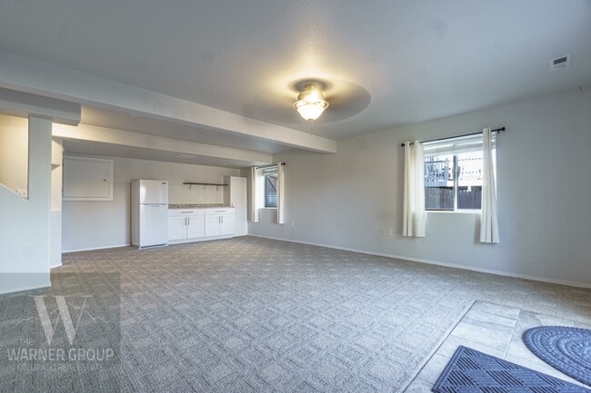 Building Photo - 9631 Stoneglen Dr