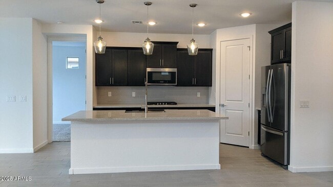 Building Photo - 22495 E Rosa Rd