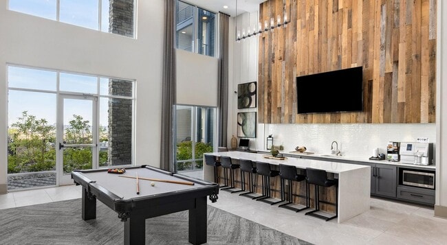 Building Photo - 1431 Dixie Hwy