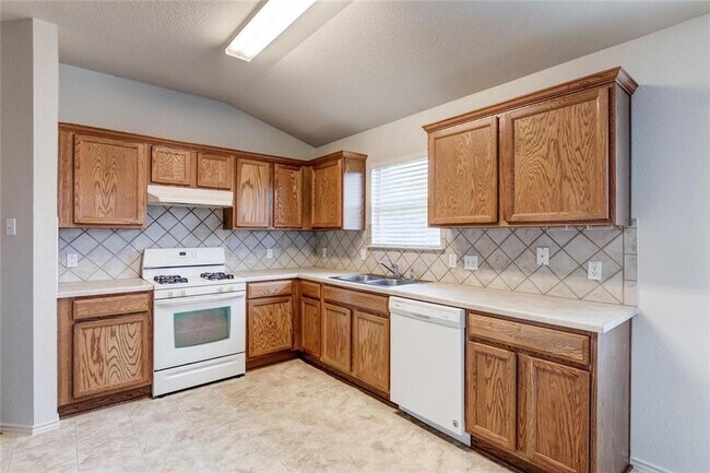 Building Photo - 405 Fort Thomas Pl