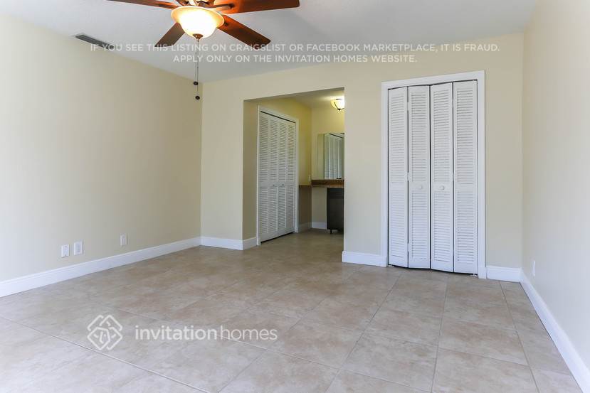 Building Photo - 12758 Guilford Cir
