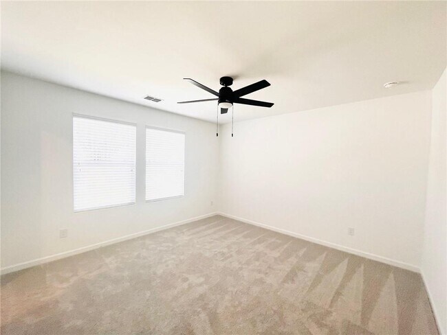 Building Photo - 202 Groveton Ct
