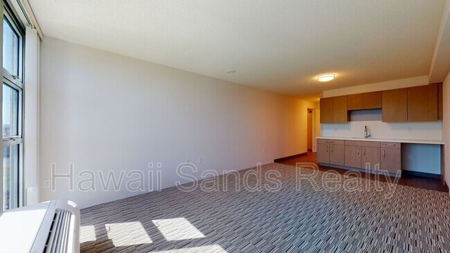Building Photo - 7000 Hawaii Kai Dr