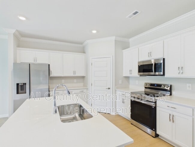 Building Photo - 15652 Ruthie Lynn Dr