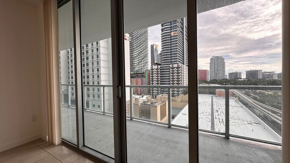 Building Photo - 79 SW 12th St