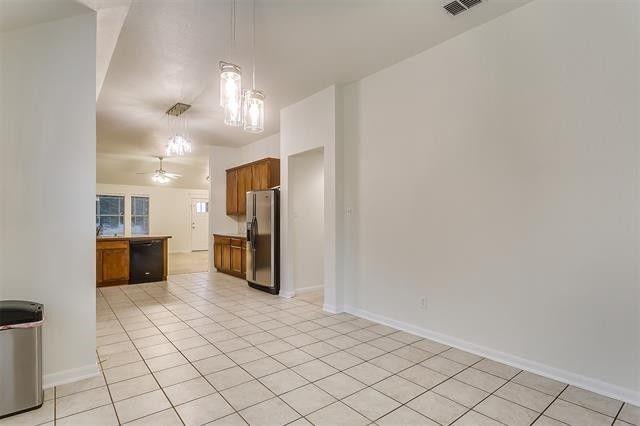 Building Photo - 2661 Calmwater Dr