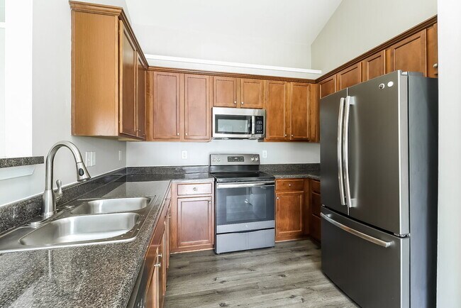 Building Photo - 5012 Broad Leaf Ct