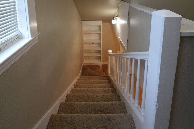 Building Photo - 2161 Winter St SE