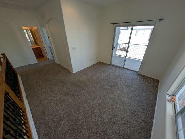 Building Photo - 205 Heiple Ct