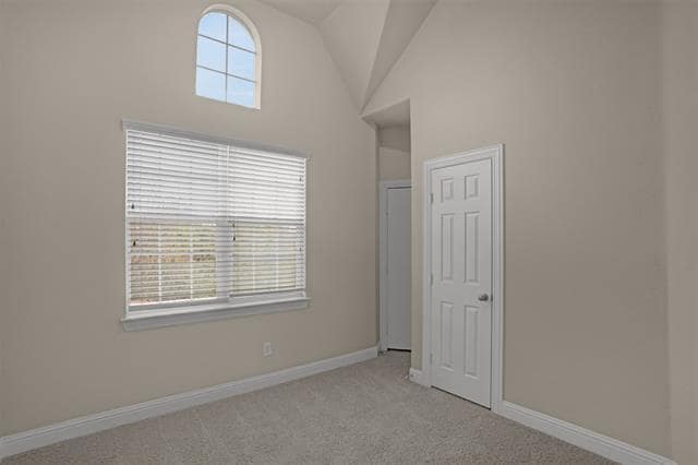 Building Photo - 1702 Tulare Dr