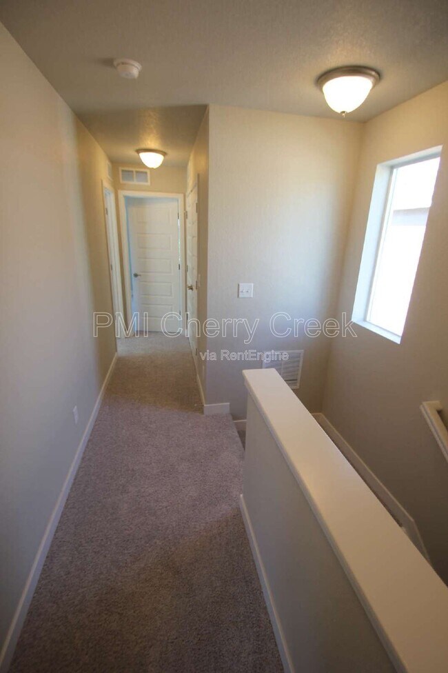 Building Photo - 2406 S Troy Ct