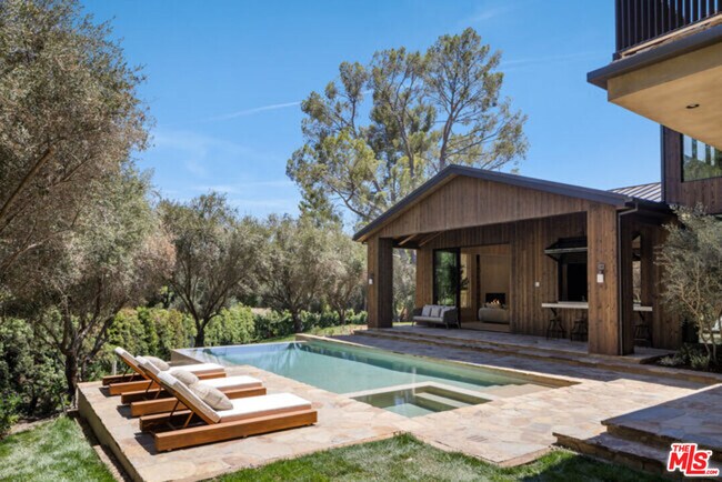 Building Photo - 24877 Eldorado Meadow Rd