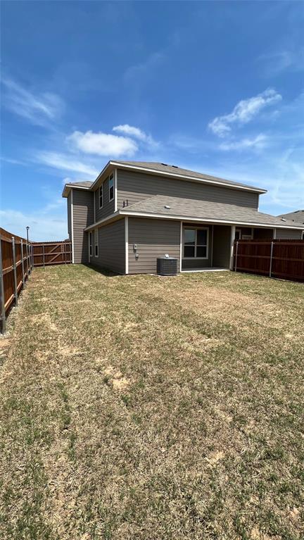 Building Photo - 600 Harvest Moon Dr