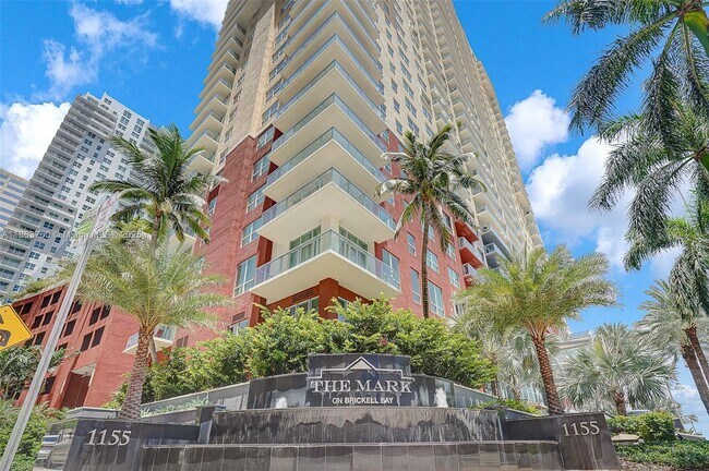 Building Photo - 1155 Brickell Bay Dr