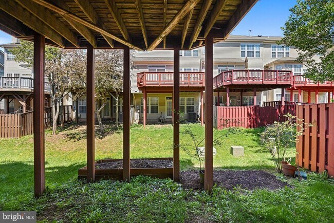 Building Photo - 2658 Logan Wood Dr