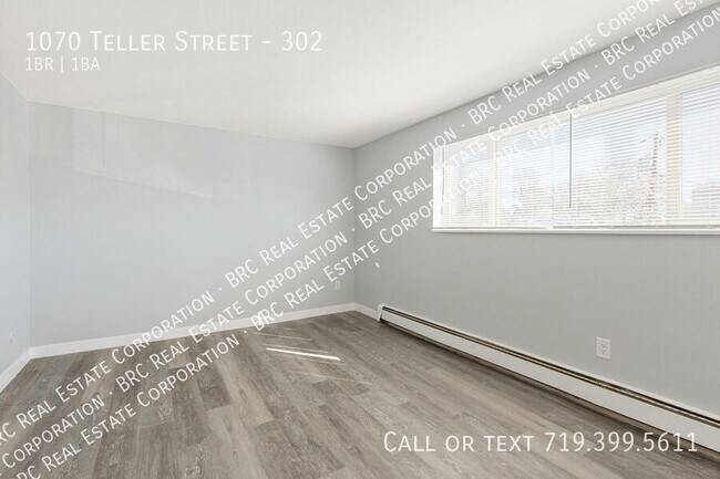 Building Photo - 1070 Teller St