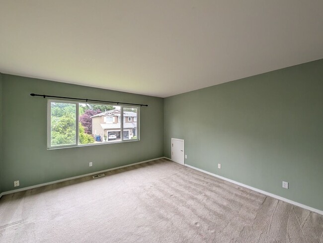 Building Photo - 4bd/2.5ba Snohomish Home