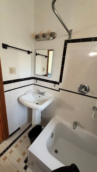bathroom - 2655 41st St NW