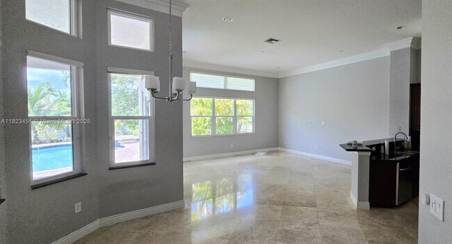 Building Photo - 15066 SW 39th St