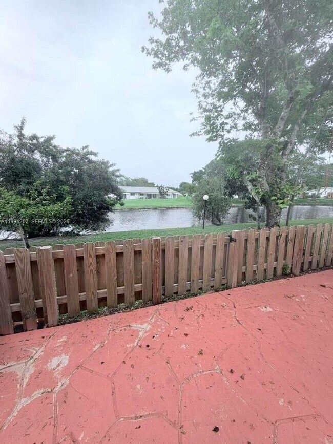 Building Photo - 8517 NW 9th Pl