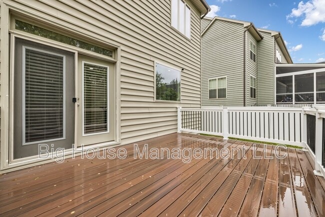 Building Photo - 3713 Chancelsors Dr