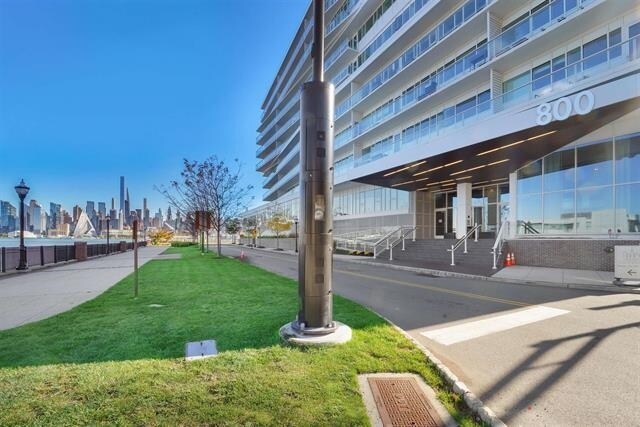 Building Photo - 800 Ave at Port Imperial Blvd