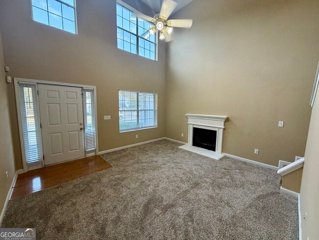 Building Photo - 808 Hillandale Ln