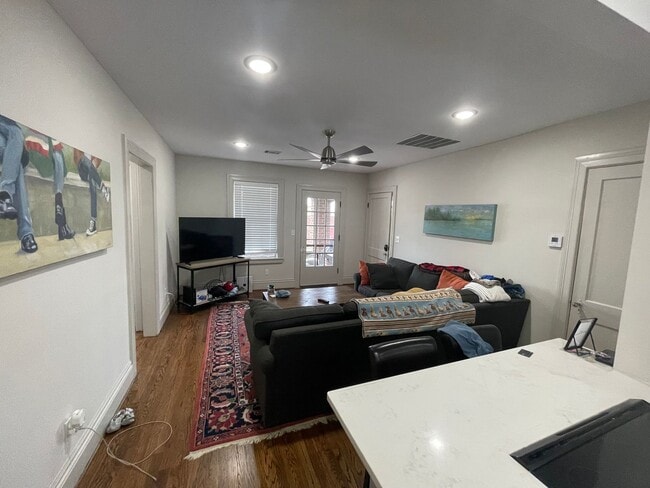 Building Photo - Penny Lane - 1BR/1BA