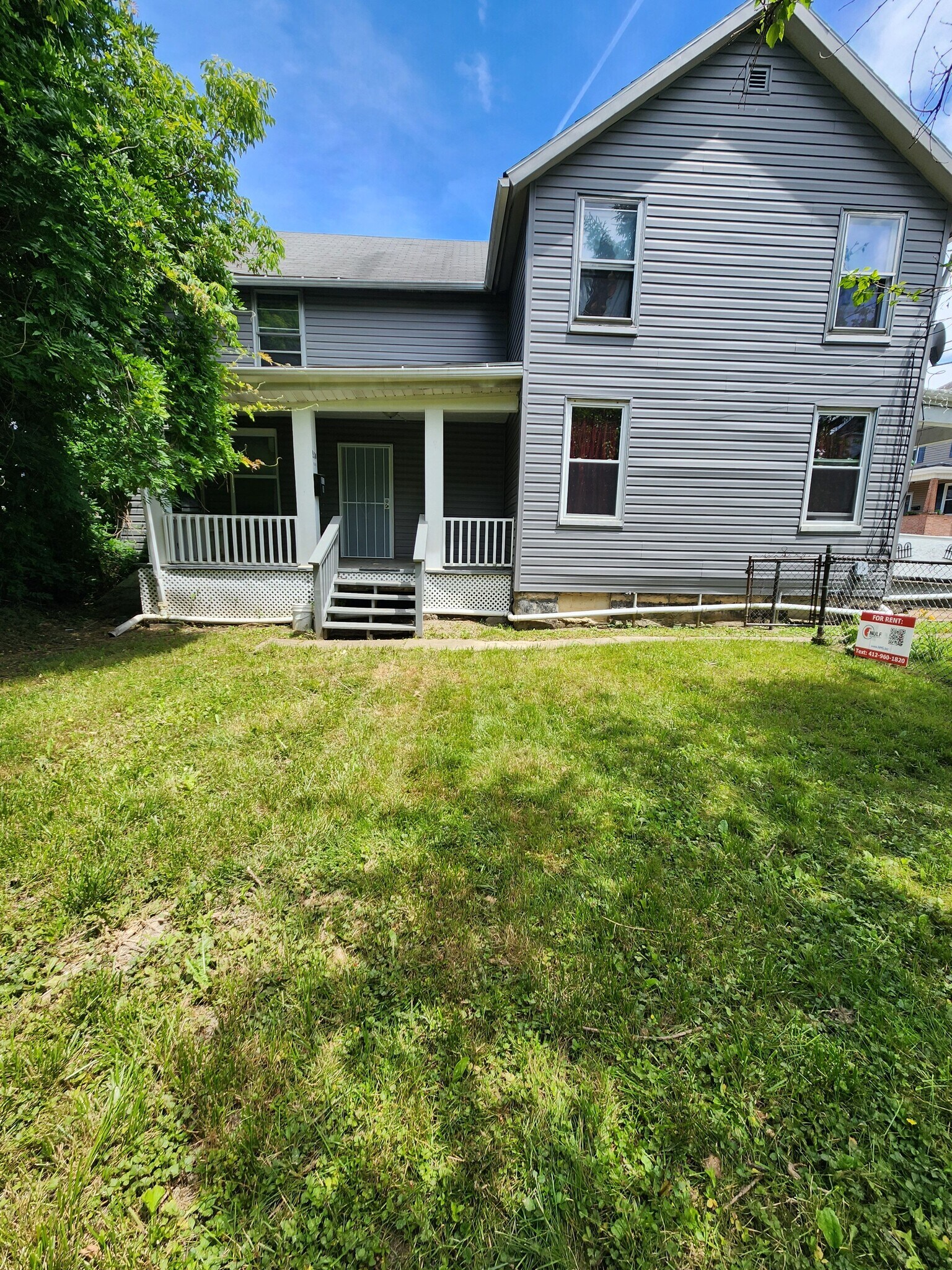 Building Photo - 811 Sherman Ave
