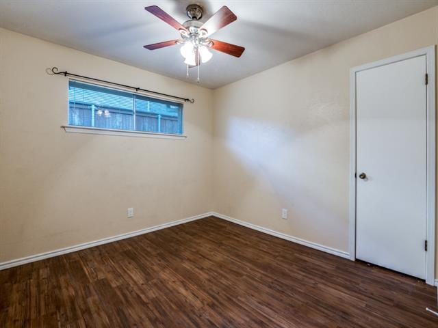 Building Photo - 1429 Amherst Dr