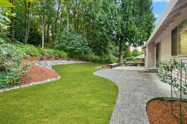 Building Photo - Air Conditioned Urban Retreat in Whispering Pines