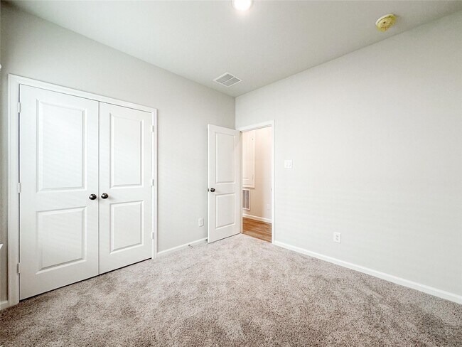 Building Photo - 52 Valiant Ridge Trail